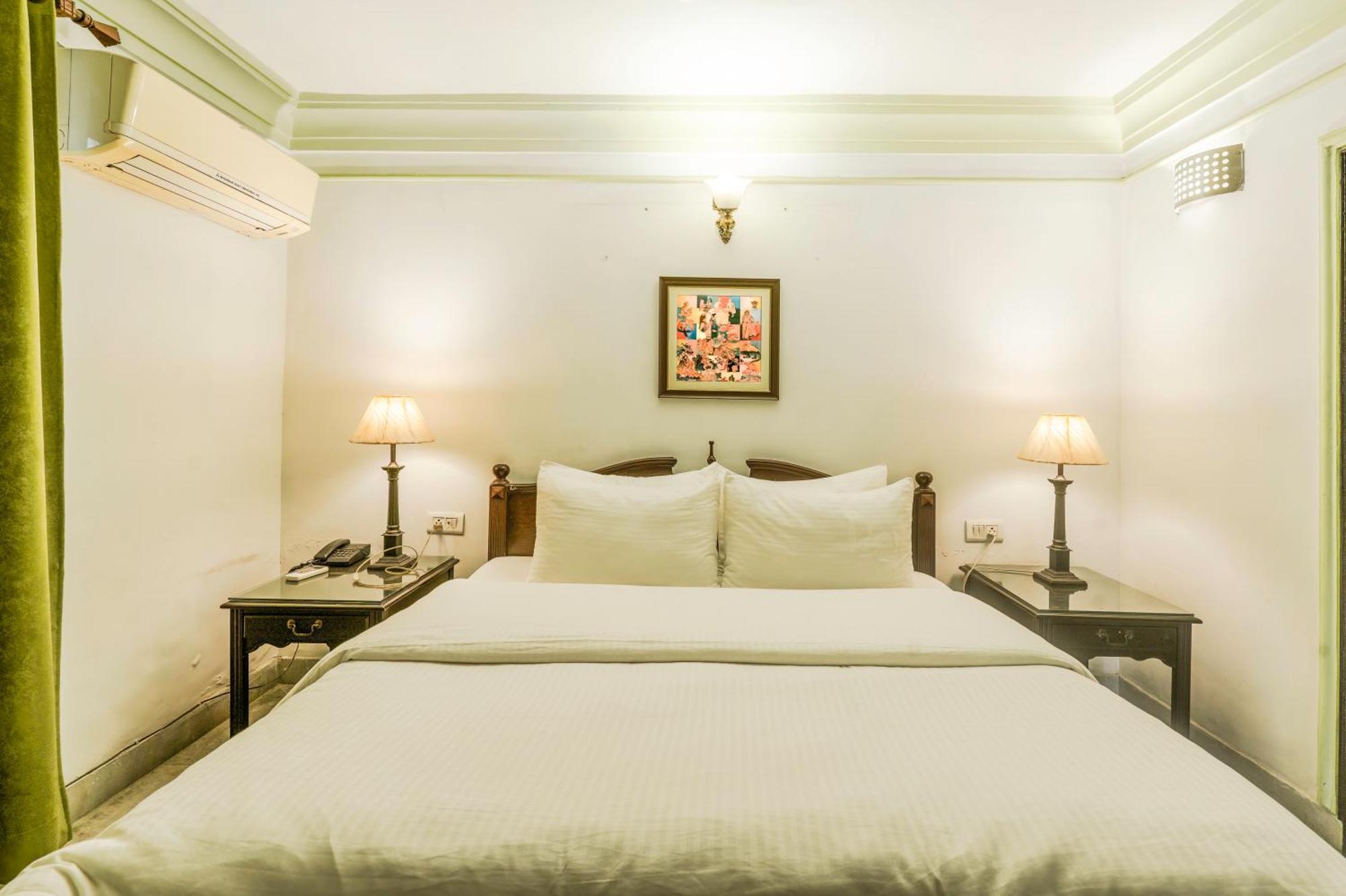 Hotel A Mansion Kashipur Esterno foto